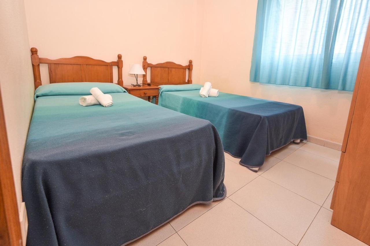 Apartamentos Marblau Las Alondras-Julio Y Agosto Solo Familias Гандия Экстерьер фото