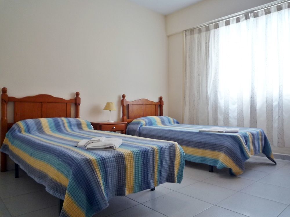 Apartamentos Marblau Las Alondras-Julio Y Agosto Solo Familias Гандия Экстерьер фото